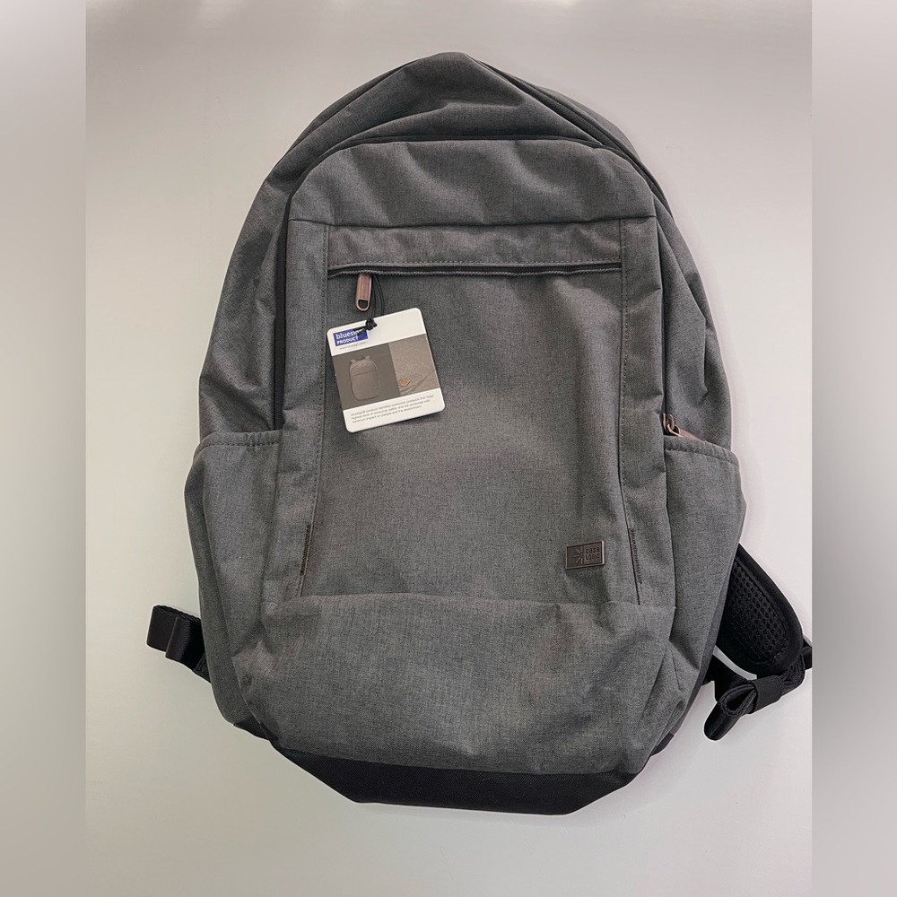 Case Logic 18”‎ Backpack Laptop Holder Bag Dark Grey NWT